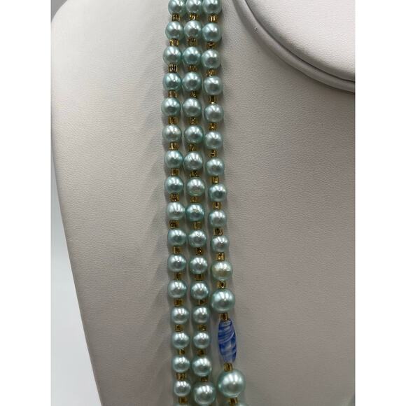 Japan Triple Strand Teal Blue
Beaded Necklace Graduated‎ Beads Hook Closure - Picture 5 of 11